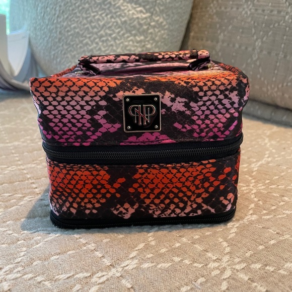 PurseN Jewelry - NEW PurseN Jewelry Case